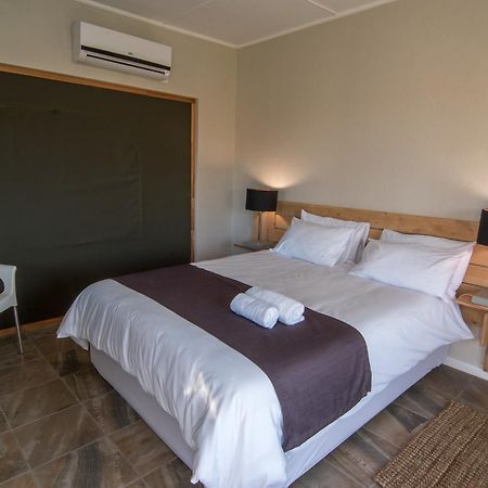 Letsatsi Lodge Vanrhynsdorp Extérieur photo